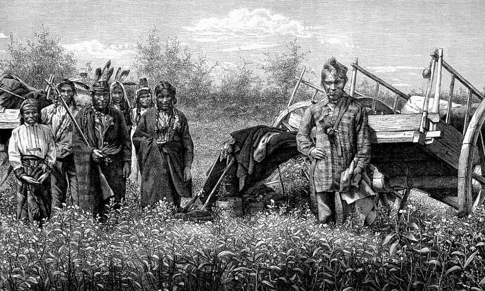 https://maternityweek.com/wp-content/uploads/2020/01/33..Chippewa-Indians.jpg